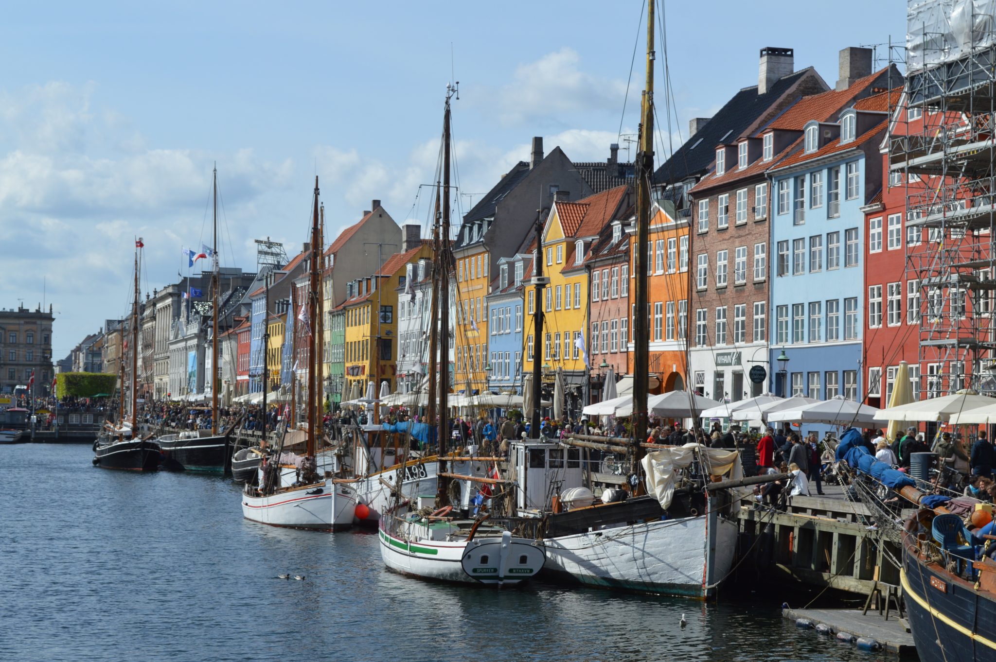 architecture-boats-buildings-416024