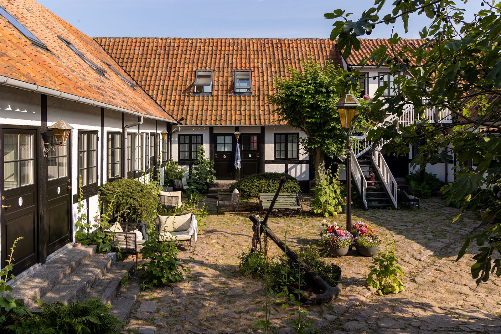 Hochzeitsgäste und Paare sind in den zahlreichen Hotels auf Bornholm in Dänemark willkommen