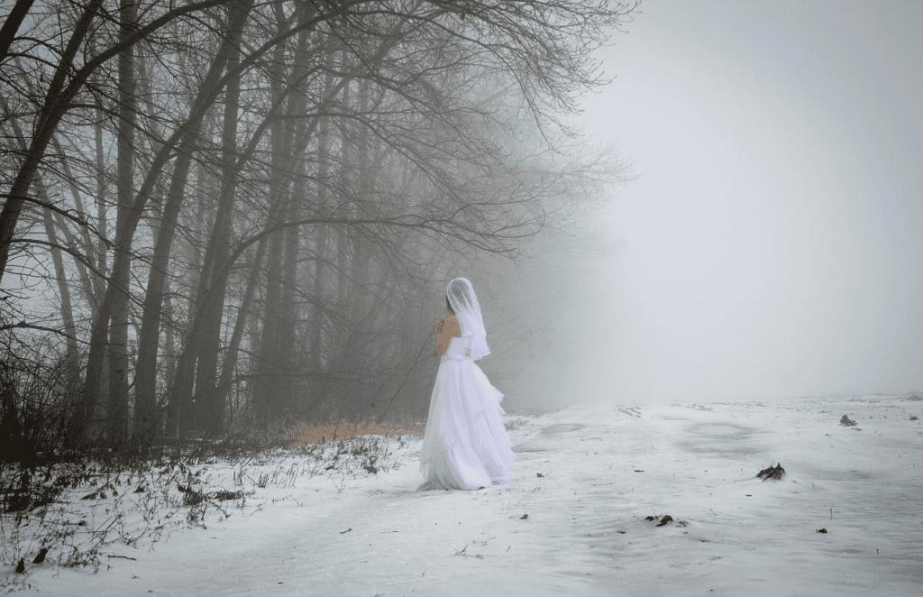 Winter wedding on Bornholm can be a perfect seasonal wedding for those who like comfort and hygge.