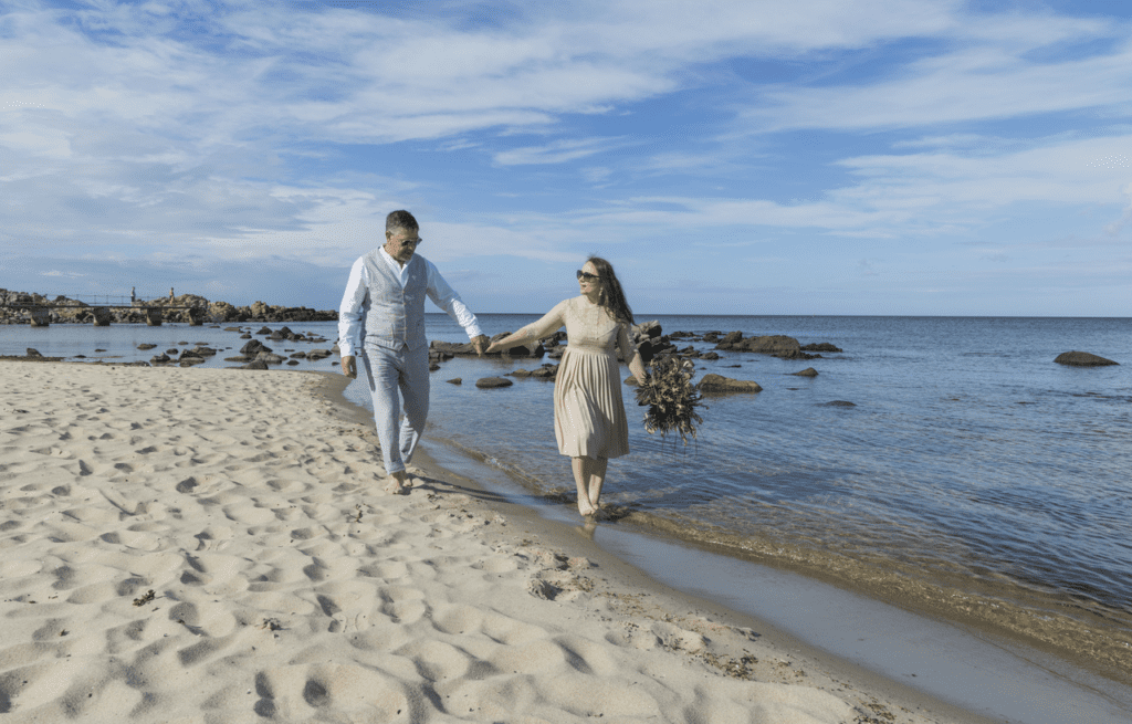 A summer wedding on the beach is a beautiful option for a seasonal wedding on Bornholm.