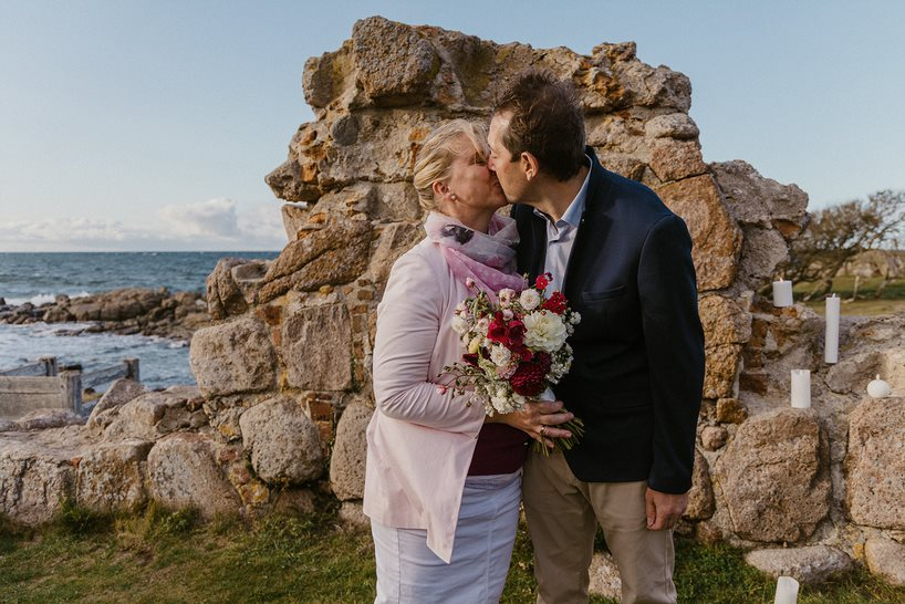 The ruins of Salomons Kapel in the north of Bornholm offer a view of the sea and a nearby forest as the perfect backdrop for wedding photos.